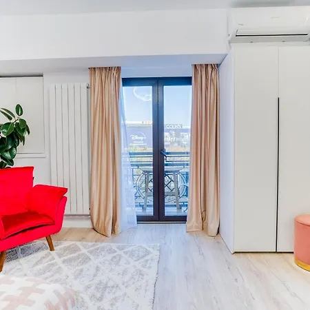 Hi-lux Ultracentral - 4br Superior - Amazing View Bucarest