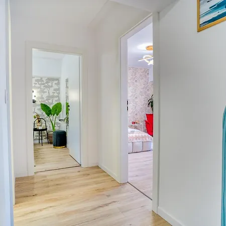 Hi Appartement Boekarest